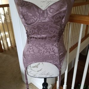VICTORIA'S SECRET GARTER CORSET 36C